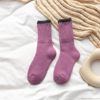 Chaussettes en laine très vendues, chaussettes pour femmes, automne-hiver, nouvelle couleur unie, mérinos épaissies, chaussettes chaudes, tube moyen, chaussettes en molleton