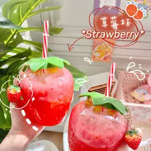 定制3D草莓水果汁供应商塑料杯奶茶饮水杯PP马克杯带吸管