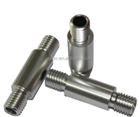 Bras de liaison en alliage d'aluminium usiné CNC, tige de traction usinée CNC, pièces triangulaires anodisées noires pour éclairage