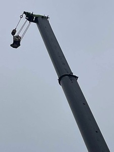 Grue sur camion ZOOMLION d'occasion ZTC950E7, capacité de levage maximale de 90 tonnes, excellent état, moteur inclus - Product Image 5