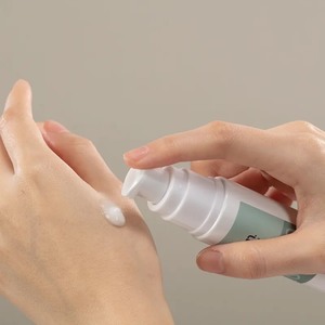 Beta Glucan + Ha 4,0 Barrier Shield Edelweiss Essence Lotion Reduce el enrojecimiento y La deshidratación - Product Image 4