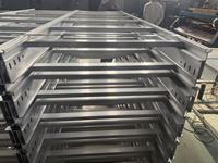 Système de plateaux de câbles en acier galvanisé - Support de fabrication OEM/ODM