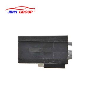 Conector de relé de bomba de combustible adecuado para GM 12126045 S1600 - Product Image 2