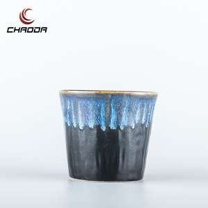 Tasse à vin en céramique émaillée de couleur bleue design vintage pour la <span class=keywords><strong>cuisine</strong></span> japonaise - Product Image 1