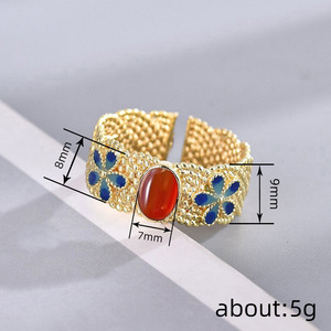 Bague ouverte ajustable à motif floral orné pour femme, bijou de mode vintage style palais - Product Image 5