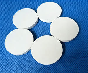 บล็อกเซรามิกเซอร์โคเนียทรงกลมหลายชั้น Jinyuan 1000MPa ความโปร่งแสงสูง พร้อมบริการตัดเฉือนสำหรับงานทันตกรรม CAD/CAM ในห้องปฏิบัติการ - Product Image 1