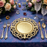 Assiettes de présentation dorées élégantes Wojia 13 pouces, bordure ajourée, en plastique thermolaqué, décoration de table de luxe pour événements et traiteurs