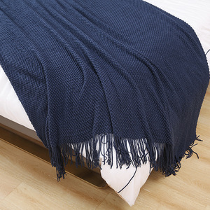 Couverture en fausse fourrure tricotée 100 % fibre de polyacrylonitrile, douce et confortable, respectueuse de la peau, lavable en machine, pour toutes les saisons, <span class=keywords><strong>décoration</strong></span> d'intérieur - Product Image 4