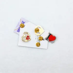 Pengiriman cepat pabrik kerajinan logam kustom emas perak lembut Enamel merah Pin hati lencana Enamel Pin kerah