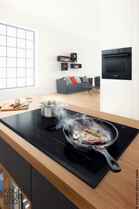 Plaque de cuisson à Induction NEG en verre cristal poli noir 4 zones de cuisson avec extracteur à tirage vers le bas - Product Image 6