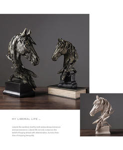 <span class=keywords><strong>Statua</strong></span> a forma di <span class=keywords><strong>testa</strong></span> di cavallo con ornamento artistico in resina per la decorazione del Desktop dell'home Office - Product Image 2