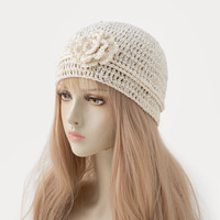 Chapeau pull-over léger pour enfants, tricoté à la main, durable, à thème rétro/anime, en fibre de polyester, avec fleur tridimensionnelle