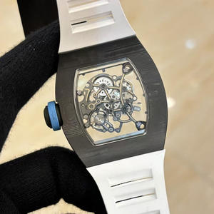 Montre mécanique à double mouvement intégré YRM055, boîtier en fibre de carbone NTPT, matériau en fibre de carbone - Product Image 5