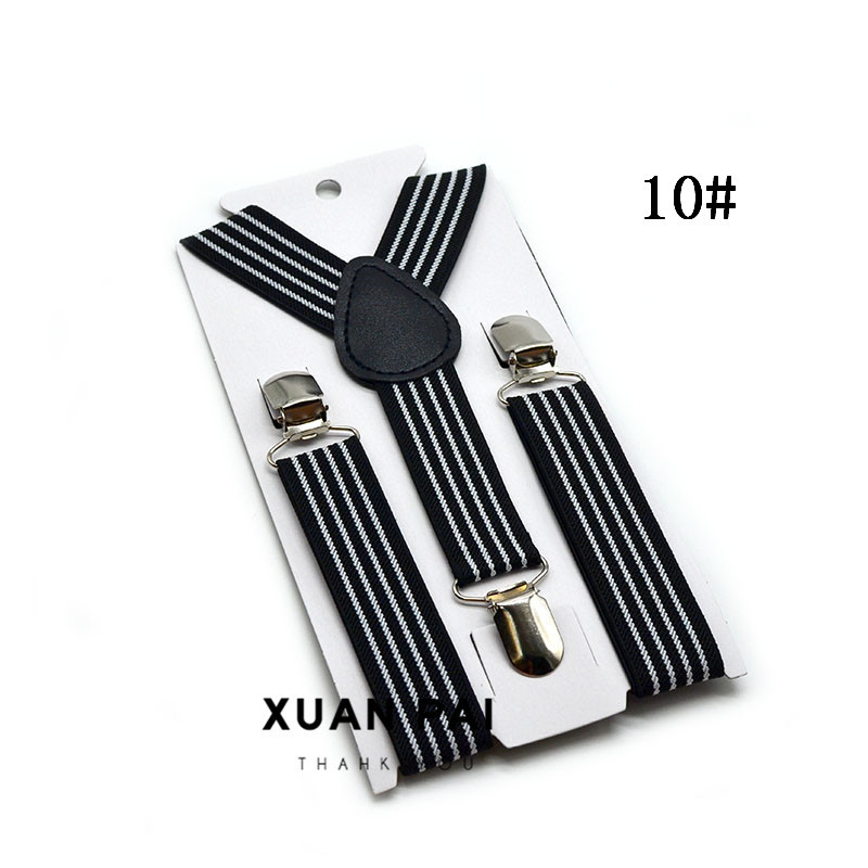 10 # (fond noir blanc 4 rayures)