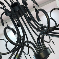 Lustre en fer noir avec bras courbes et cristaux, suspension simple pour salon, salle à manger, chambre à coucher