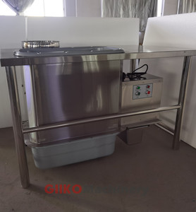 Table de panure motorisée et automatisée à économie d'é<span class=keywords><strong>nergie</strong></span> Henny Penny, machine à paner la viande frite électrique commerciale - Product Image 1