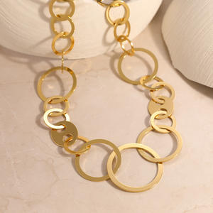 Collar de Círculos Entrelazados de Acero Inoxidable, Chapado en Oro de 18K, Diseño Geométrico, Joyería de Moda para Uso Diario - Product Image 3