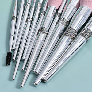 Quotidien reine et Mor-phe15 pièces Nano cheveux argent incrusté diamant poignée poudre <span class=keywords><strong>pinceaux</strong></span> de maquillage Application lisse étiquette privée - Product Image 4