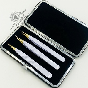 แหนบต่อขนตาปลายแหลม สีขาวและสีทอง แหนบต่อขนตาแบบกำหนดโลโก้ได้ - Product Image 1