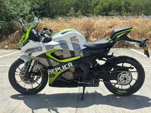 QJMOTOR SRK 400-<span class=keywords><strong>600cc</strong></span> <span class=keywords><strong>MINI</strong></span> <span class=keywords><strong>Moto</strong></span> sportive à essence haute performance Nouvelle - Product Image 4