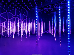 Système d'éclairage cinétique LED Étoile filante Orbisfly <span class=keywords><strong>DMX</strong></span> 3D Tube Lumières de plafond Barre de pixels - Product Image 3