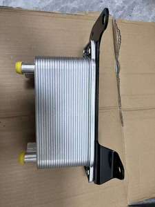Enfriador de Aceite de Alta Calidad, Fabricado en China, Nuevo, RE201108, Compatible con John Deere 410J, 7810, 325J, 7710, 310SJ, 315SJ y 310J. - Product Image 5