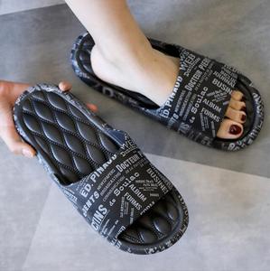 Thời trang chống trượt thời trang dép cho nam giới thoải mái xu hướng Dép người đàn ông Chắp Vá Màu Slide dép - Product Image 1