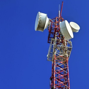 Torre de Comunicación de Acero Angular Galvanizado en Caliente Personalizada de Fábrica para Telecomunicaciones Móviles y Redes Inalámbricas - Product Image 1