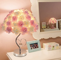 Lampe de table LED luxe fleur de rose décoration intérieure lampe de bureau de chevet pour fêtes de mariage