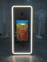 Cabina de Fotos Portátil Plegable con Espejo Mágico, Monitor Táctil Interactivo de 32 Pulgadas y Ruedas para Selfies de Boda