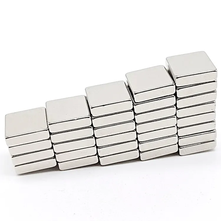 N52 magnet persegi Neodymium kuat magnet bumi langka permanen kuat untuk kulkas DIY kerajinan sains bangunan dan kantor