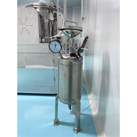 Équipement de mélange humide avec système de pulvérisation de liquide, mélangeur de poudre pour le traitement uniforme des matériaux
