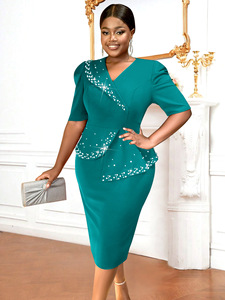 sachin and babi light blue dress The Best Plus-Size Mother-of-the-Bride Dresses main image 0
