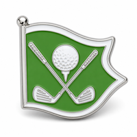 Épinglette de golf en métal émaillé blanc et vert, motif drapeau de fairway et clubs croisés, pour souvenir de parcours, cadeau, vente en gros, commande en gros