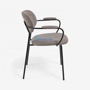 Fabricant tendance de meubles de maison scandinaves <span class=keywords><strong>fauteuil</strong></span> rembourré doux <span class=keywords><strong>tissu</strong></span> de lin restaurant pieds en métal chaises de salle à manger - Product Image 3