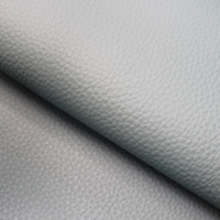Revêtement de meubles en cuir synthétique à grain fin, matériau durable et doux pour les housses de canapé et de chaise