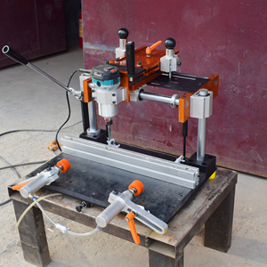 Petite fraiseuse manuelle pour la fabrication de portes et fenêtres en aluminium, équipement de fabrication - Product Image 3