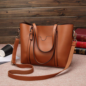 Fashion New Handbag Female Shoulder <b>Bag</b> <b>Large</b> Capacity Messenger <b>Bag</b> Trend Hot Retro Oil Leather <b>Bag</b> - Product Image 5