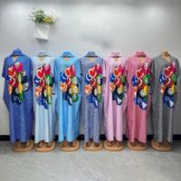 Robe longue kaftan africaine grande taille pour femme, col en V, rayures verticales, motif mandala circulaire décoratif sur le devant