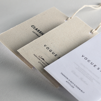 Étiquettes de vêtements en papier carrées épaisses de haute qualité, écologiques, avec impression de logo personnalisée, pour chaussures et sacs de luxe