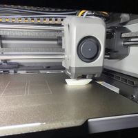 Imprimante 3D de bureau automatique Bamboo Lab P2s pour artisans à domicile, connectivité USB, technologie de moulage LCD, plateau plat, nouvelle, garantie 1 an