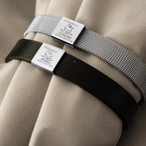 Correa de Reloj de Acero Inoxidable a la Moda, Brazalete Exquisito con Colgante Personalizado con LOGO, Apto para Hombres y Mujeres - Product Image 6