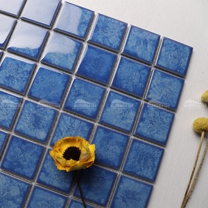 Azulejo cuadrado de cerámica para <span class=keywords><strong>piscina</strong></span>, azulejo de mosaico de cerámica de estilo lujoso, <span class=keywords><strong>azul</strong></span> oscuro, 2x2, para natación, Mozaik, China - Product Image 2