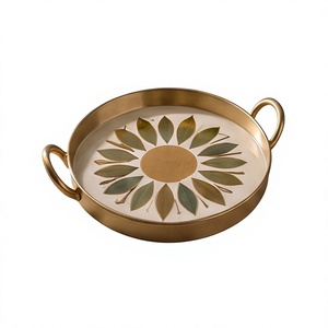 Bandeja de Servir Redonda de Metal Esmaltado de Lujo con Motivo Floral de Girasol, Dorado Mate, con Dos Asas, Plato Decorativo para Bebidas y Café - Product Image 1