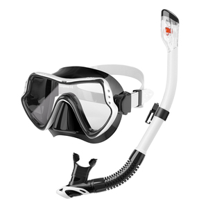 Ensemble de masque de plongée classique pour adultes en Chine, jupe en caoutchouc de silicone, masque de pêche <span class=keywords><strong>sous</strong></span>-marine avec combinaison de plongée noire pour adultes - Product Image 2