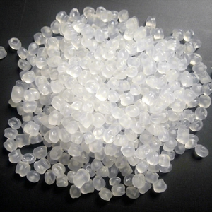 Granulés de TPU de haute qualité E85 E90 E95 pour semelles de chaussures, granulés de polyuréthane thermoplastique pour chaussures, sac de 25 kg - Product Image 1