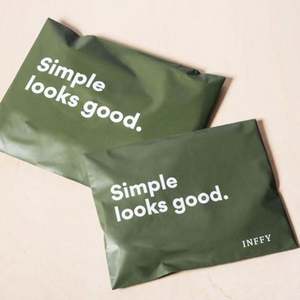 Enveloppes en polyéthylène autocollantes écologiques, personnalisées, imperméables, mates, pour l'expédition de vêtements, pour une utilisation en supermarché - Product Image 5