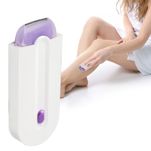 Afeitadora Eléctrica USB para Mujer 2 en 1 con Cabezales Intercambiables de Lámina y Recortadora, Suave, Delicada y Compacta, Recargable - Product Image 1