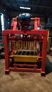 เครื่องอิฐกึ่งอัตโนมัติขนาดเล็กสำหรับโครงการขนาดเล็กเครื่องเผาคอนกรีตฟรี - Product Image 5