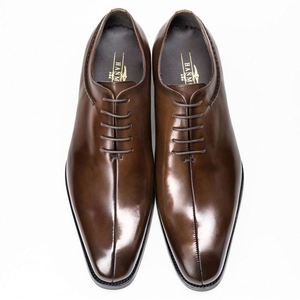 Chaussures Oxford en cuir véritable pour hommes, fabriquées à la main, de luxe, produit de créateur 2025 - Product Image 4